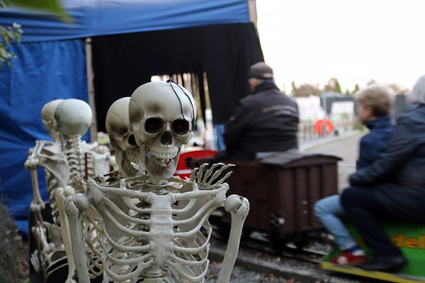 Modelparken Danmark lukkede traditionen tro sæsonen med tre dages Halloween-åbent i efterårsferien.