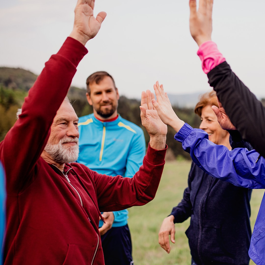 Sparekassen Kronjylland donerer 377.500 kr. til 12 forskellige fællesskaber, der inviterer mennesker ind, der ofte står uden for.